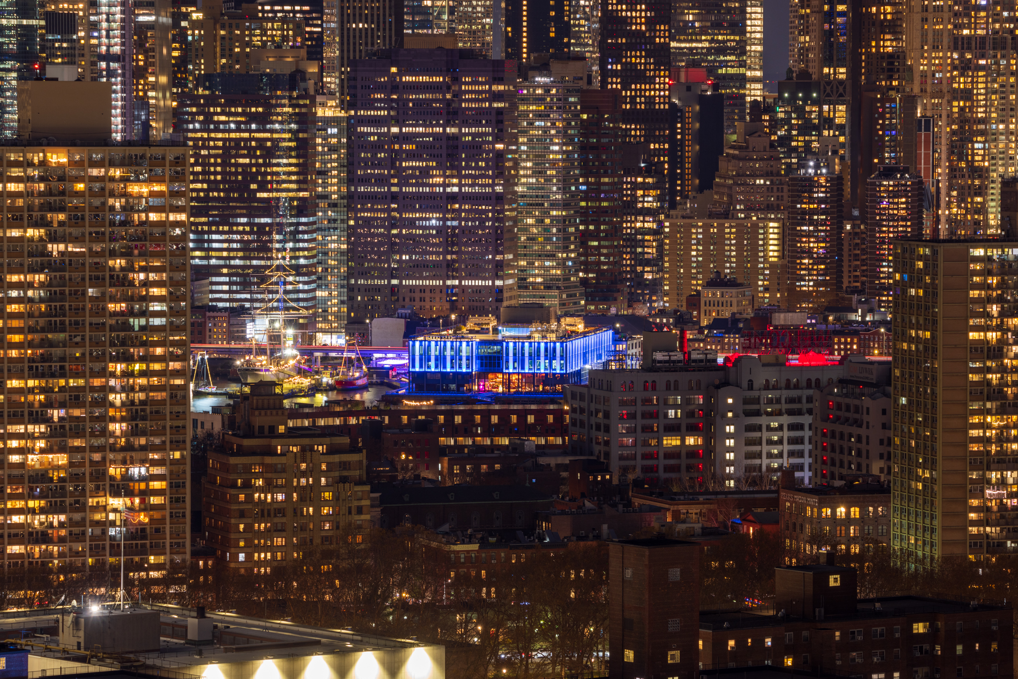 Manhattan's Pier 17 from Brooklyn photographed at 180mm